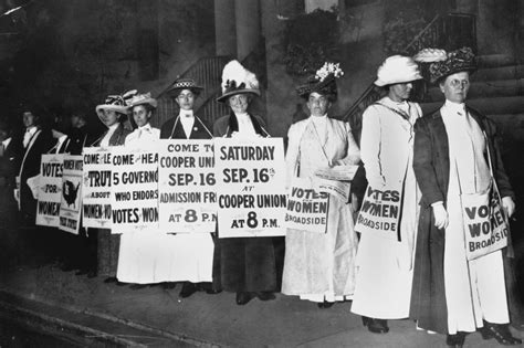 18 Août 1920 Xixe Amendement De La Constitution Accordant Le Droit De Vote Aux Femmes Aux