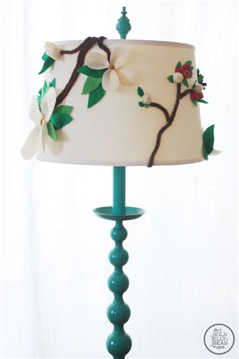 Diy Anthropologie Inspired Floral Lamp Shade The Gold Jellybean