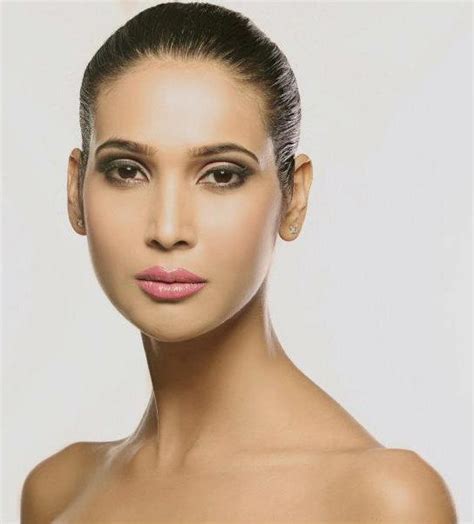 Prachi Mishra Miss India Earth 2012 13 Photos