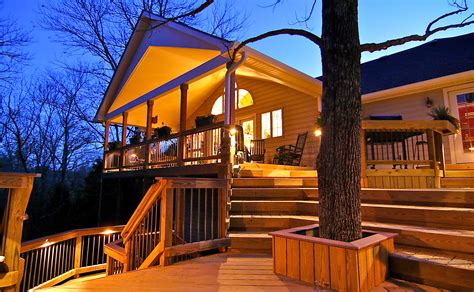 American Deck And Sunroom Brighten Up The Outdoors