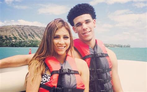 This is a video of lonzo's gilfriend being annoying and crazy for a full 6 minutes. Lonzo Ball Girlfriend Denise Garcia Pregnant - Urban Islandz