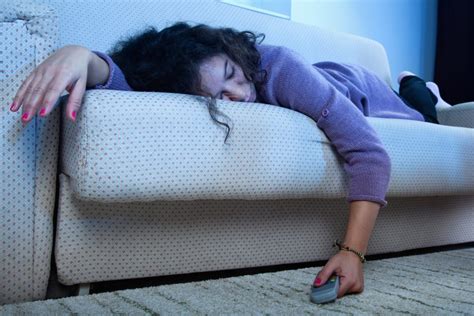 Siete Sitios Mejores Que El Sofá En Los Que Dormir Después De Una Discusión El Mundo Today