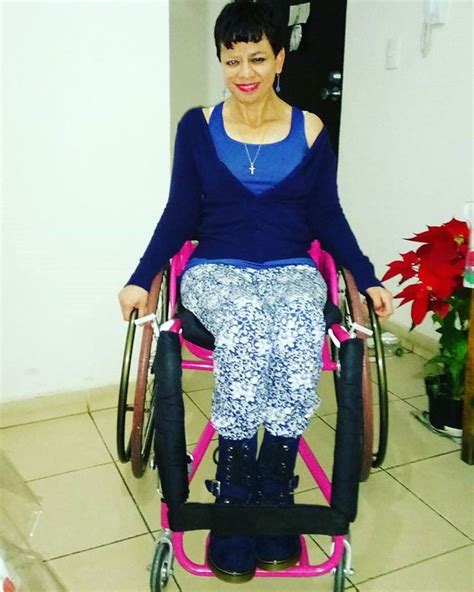 paraplegic wheelchair sunglasses women woman fashion moda fashion styles women fashion
