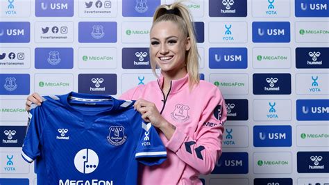 The most attractive female soccer players combine raw physical appeal with athletic ability to dominate on the soccer field the most stunning female soccer players. Transfer news: Alisha Lehmann joins Everton Women on loan ...