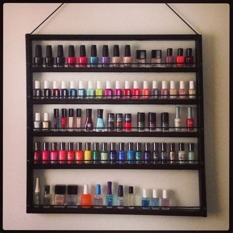 Make yourself a shelf where you can place all of your nail polishes, or maybe use a empty spice rack for the same purpose. DIY nail polish organizer. Wood, paint, screws and para cord (With images) | Diy nail polish ...
