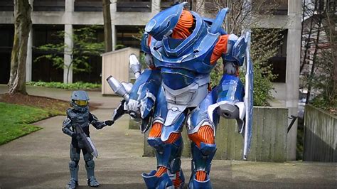 The Biggest Halo Cosplay Yet By Alexis Smith Rhalo