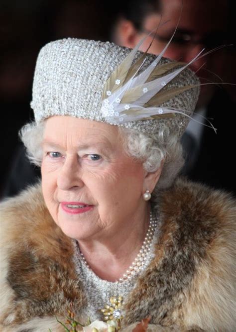 A Pearl Earring Design Favoured By Hrh Queen Elizabeth Pearls