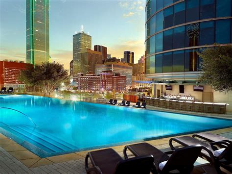 Omni Dallas Hotel Dallas 159 Room Prices And Reviews Travelocity