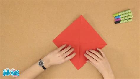How To Craft The Origami Finger Game