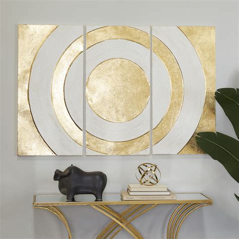 Cosmoliving By Cosmopolitan Gold Metal Target Geometric Wall Decor