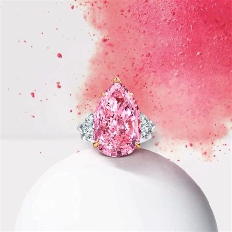 Graff Diamonds 12 Carat Fancy Vivid Pink Internally Flawless Pear