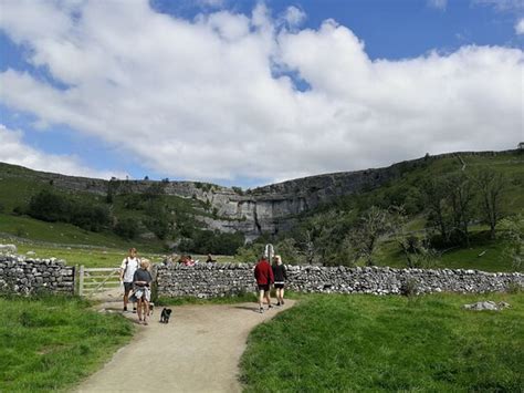 Malham Cove 2020 All You Need To Know Before You Go With Photos