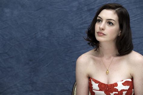 Anne Hathaway Leaked Photos Best Celebrity Anne Hathaway