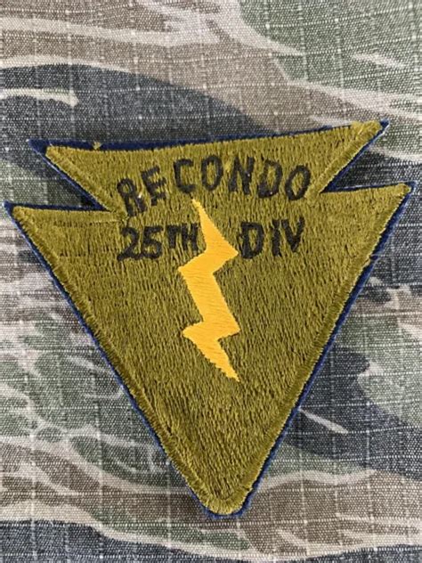 Original Vietnam War Army 25th Infantry Recondo Special Forces Arrow