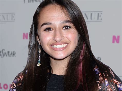 Teen Tlc Star Jazz Jennings Shares Photo After Gender Reassignment Surgery Canoecom