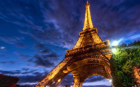 46 Eiffel Tower Hd Wallpapers On Wallpapersafari