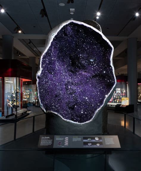 See Inside The American Museum Of Natural Historys New Hall Of Gems
