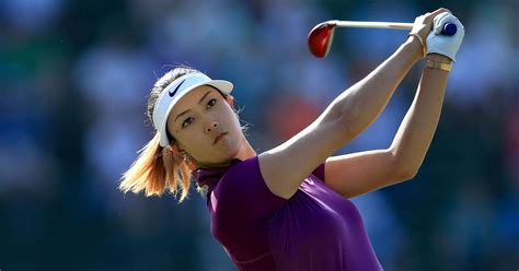 Michelle Wie Grabs Early Second Round Lead In Us Womens Open