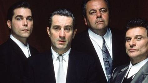 Goodfellas Mobster Henry Hill Dies Aged 69 Bbc News