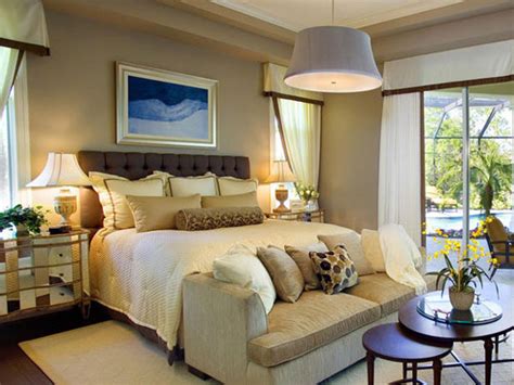 Transitional homes have a great mix of modern and traditional styles. Large Master Bedroom Design Ideas
