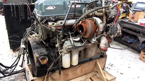 2006 Detroit Diesel Series 60 Ddec V Diesel Running Youtube