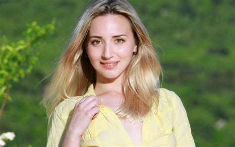 women model red lipstick face smiling yellow dress blonde women outdoors wallpaper resolution