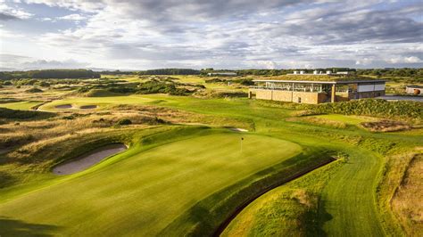 stay and play dundonald links ayrshire scotland women and golf