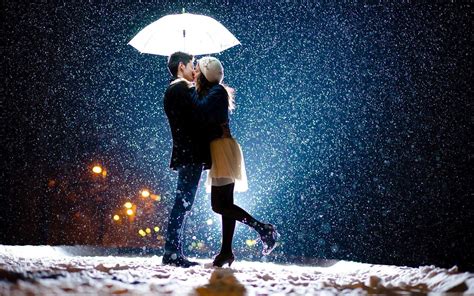 Winter Couples Kissing Wallpapers Wallpaper Cave