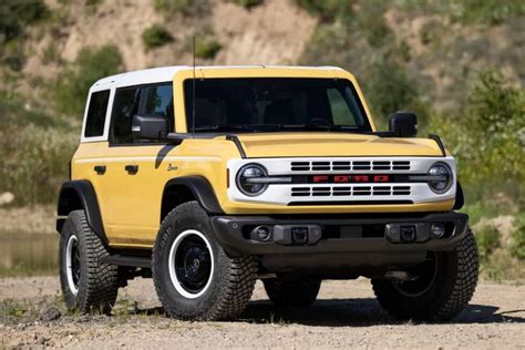The 2023 Ford Bronco Lineup Will Get 1966 Heritage Edition Versions