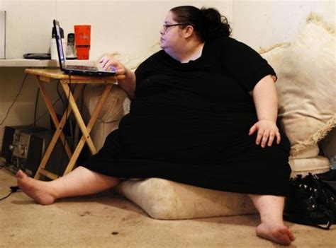 43 stone model wants to be world s fattest woman metro news