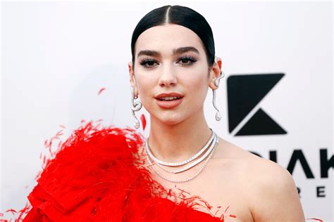 Dua Lipa At The Opening Of The Football World Cup She Denies