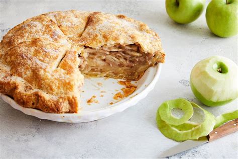 An Apple Pie That Lasts For Days Published 2017 Deep Dish Apple Pie Apple Pie Recipes