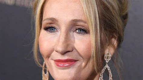 Jk Rowling Accused Of Transphobia After Backing Researcher Sacked Over Gender Tweet Perthnow