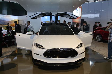 New Tesla Model X Hands On Review Six Reasons Itll Shake Up The