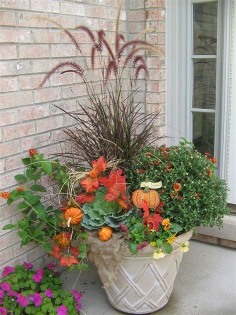 Astounding 25 Incredible Fall Container Garden For Home Outdoor Ideas