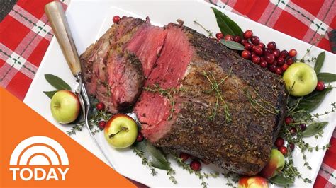 Prime rib roast is a tender cut of beef taken from the rib primal cut. Alton Brown Prime Rib / Alton Brown On Twitter There S No Such Cut As Prime Rib : 1(8 pound ...
