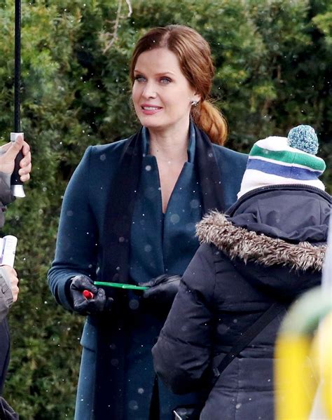 Rebecca Mader And Lana Parrilla On The Set Of Once Upon A Time 02