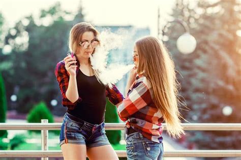 How To Talk With Teenagers About Vaping The New York Times