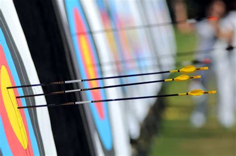 Why Carbon Arrows Are Way Better Than Aluminum