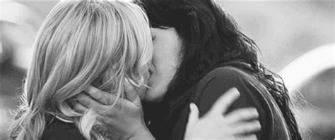 Lesbians Kissing Gifs