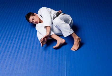 Vídeo Aprenda Três Exercícios Para Fortalecer Seu Quadril No Jiu Jitsu