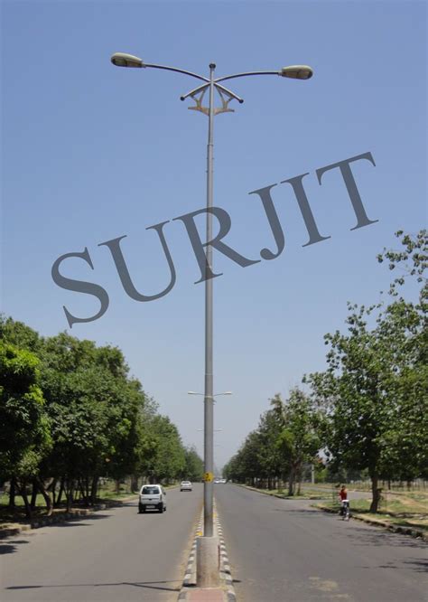 Double Arm Street Light Poles At Best Price In Mohali By Surjit Steel