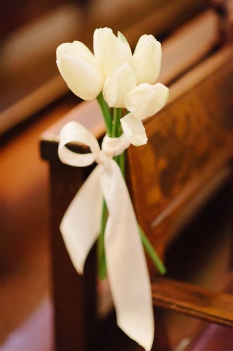 50 White Tulip Wedding Ideas For Spring Weddings Page 6 Hi Miss Puff