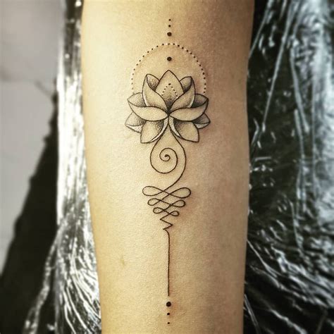 Resultado De Imagem Para Unalome Lotus Meaning Unalome Tattoo Tattoos Trendy Tattoos Kulturaupice