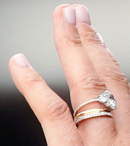 The duchess of sussex's engagement ring. Did Meghan Markle Upgrade Her Engagement Ring? Let's Find ...