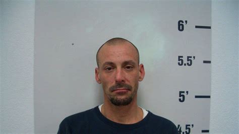 Armed And Dangerous Poplar Bluff Police Search For Suspect