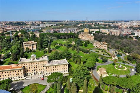 Doch bereits 1288, hier auf befehl von nicholas 4, baute sein leibarzt. Merlin and Rebecca: Vatican Gardens