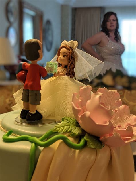 Dreaming of a disney fairytale wedding will all the romance and theme of beauty and the beast then this is the only bouquet for you. Disney Rapunzel inspired wedding cake topper | Disney ...