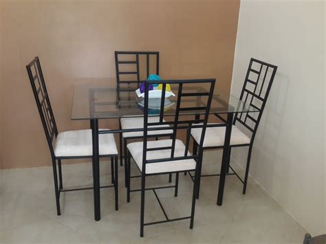 Whether you're looking for a modern design that can fit in a smaller room, or a large, traditional table with space for the whole family and more, at coricraft you'll be spoilt for choice. DINNING TABLE YA CHUMA......WATU 4 | All Decoration