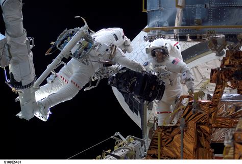 Imagenes De Astronautas En El Espacio En Hd Imágenes Taringa